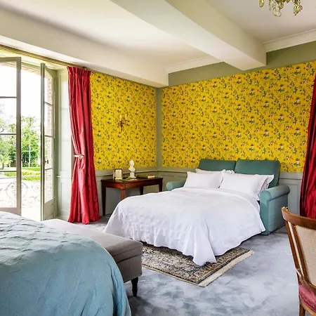 Chateau De La Villedubois Bed & Breakfast 3*